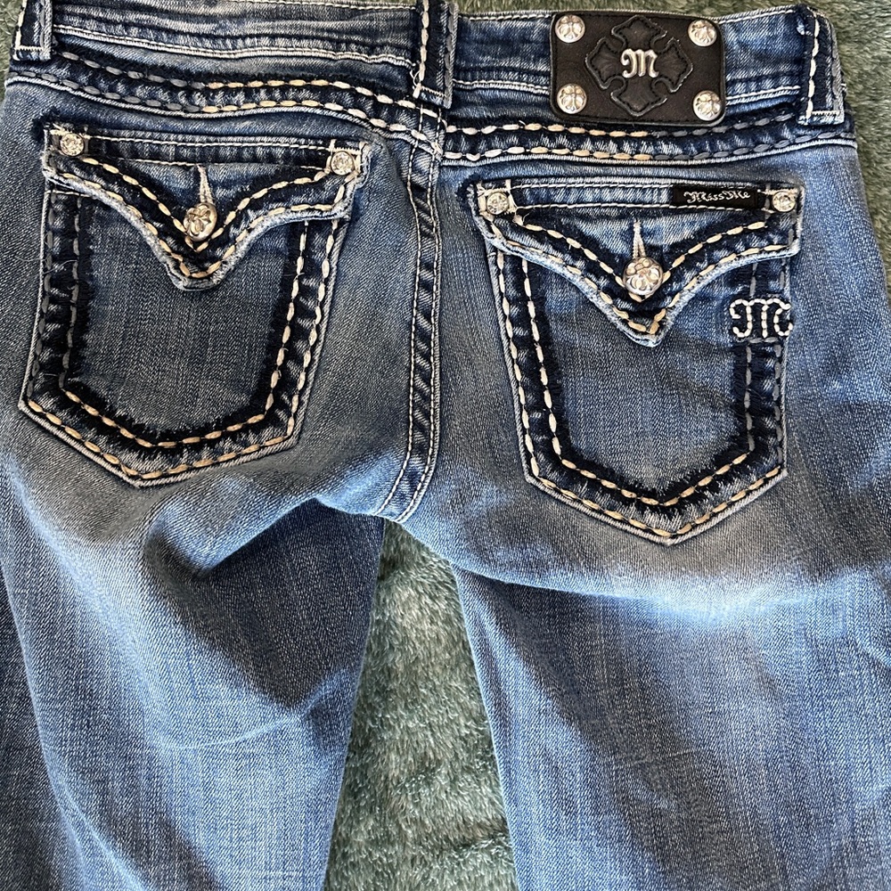 Miss Me Women's Cropped Jeans